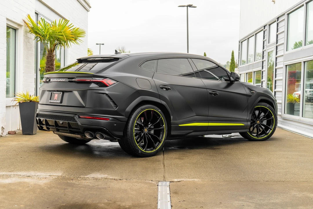 2021 Lamborghini Urus - Image 6 of 31