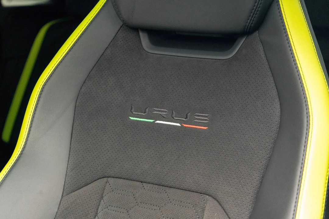 2021 Lamborghini Urus - Image 10 of 31