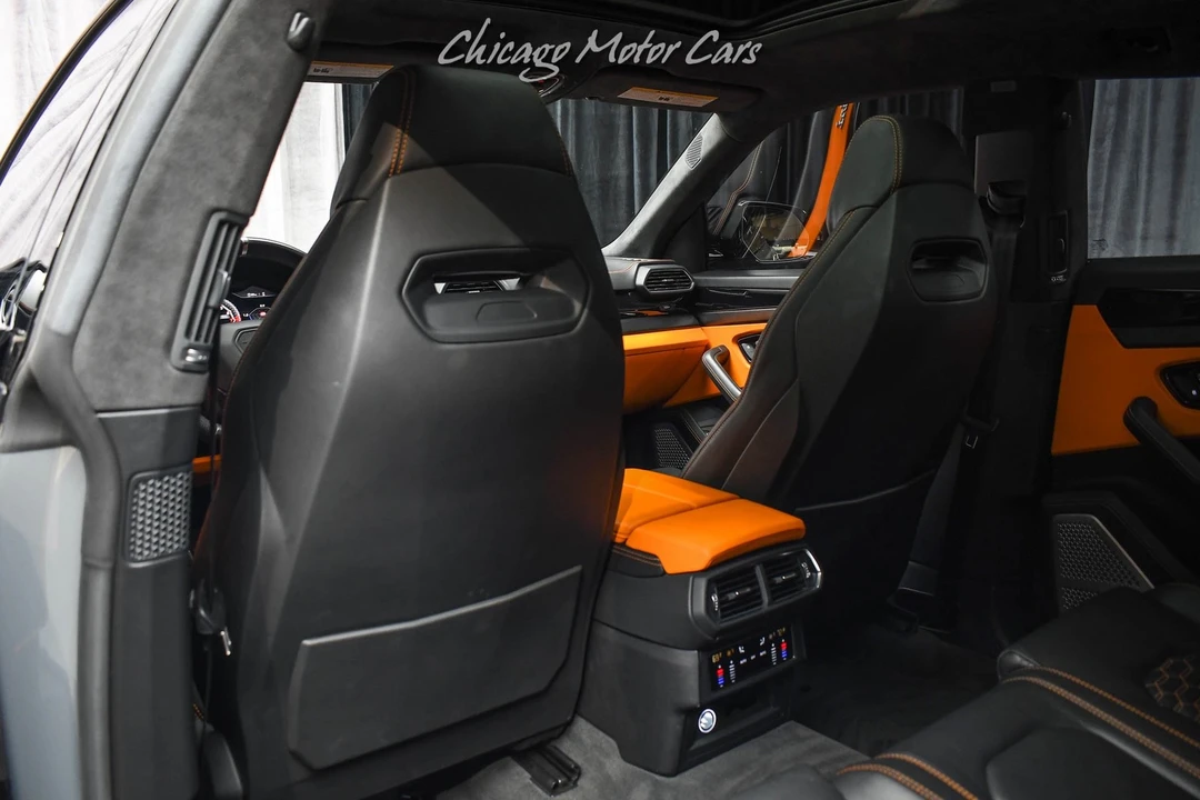 2021 Lamborghini Urus - Image 27 of 31