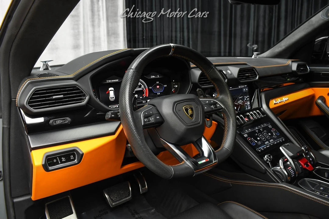 2021 Lamborghini Urus - Image 8 of 31