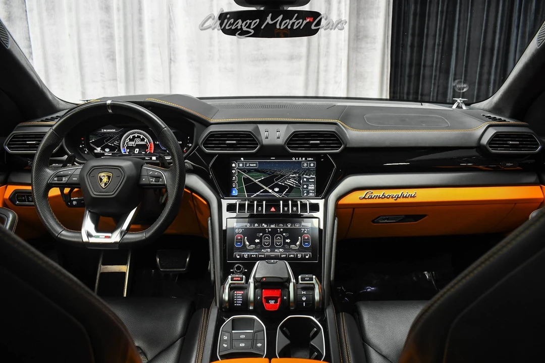 2021 Lamborghini Urus - Image 23 of 31