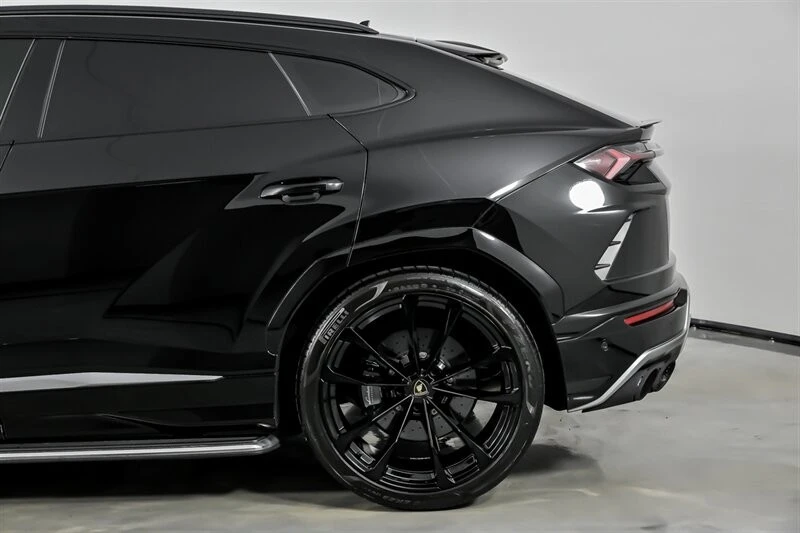 2021 Lamborghini Urus - Image 9 of 21