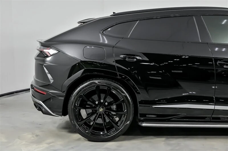 2021 Lamborghini Urus - Image 13 of 21