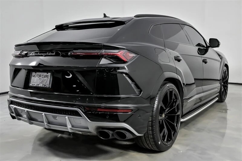 2021 Lamborghini Urus - Image 12 of 21