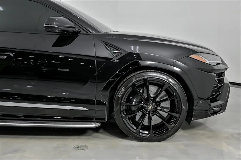 2021 Lamborghini Urus - Image 15 of 21