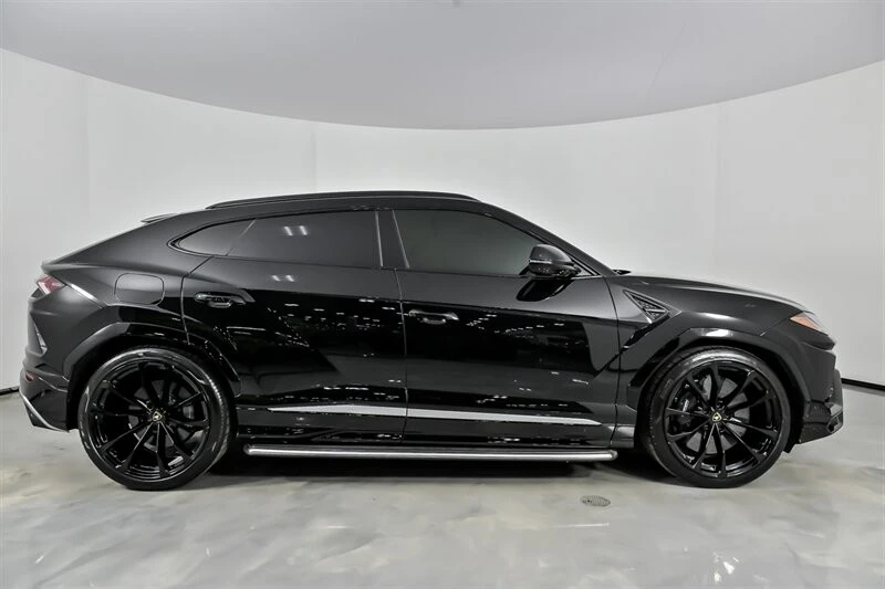 2021 Lamborghini Urus - Image 14 of 21