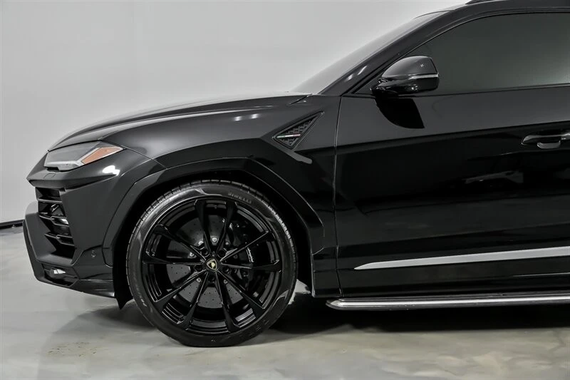 2021 Lamborghini Urus - Image 7 of 21