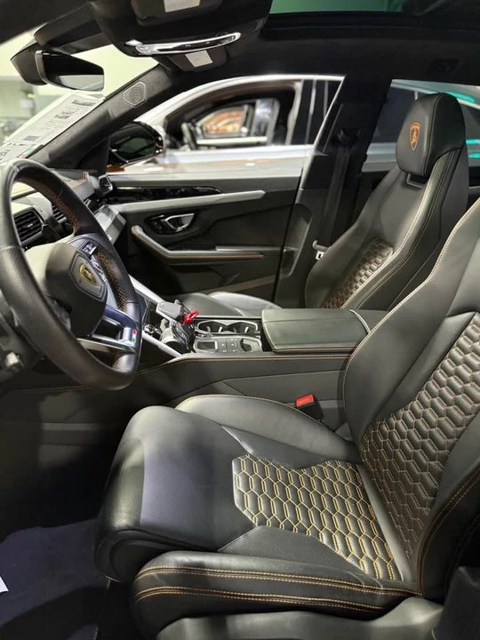 2021 Lamborghini Urus - Image 4 of 6