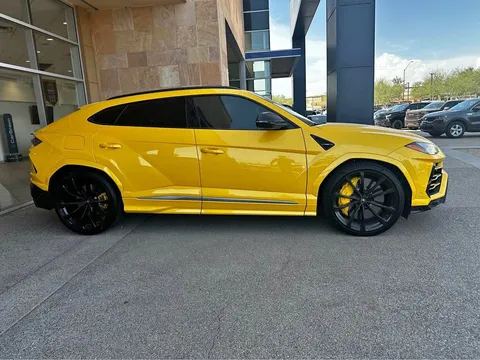 2021 Lamborghini Urus