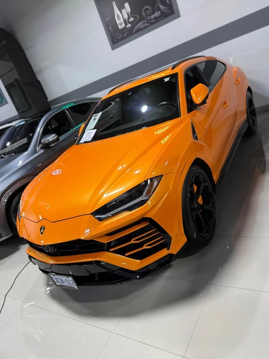 2021 Lamborghini Urus - Image 2 of 6