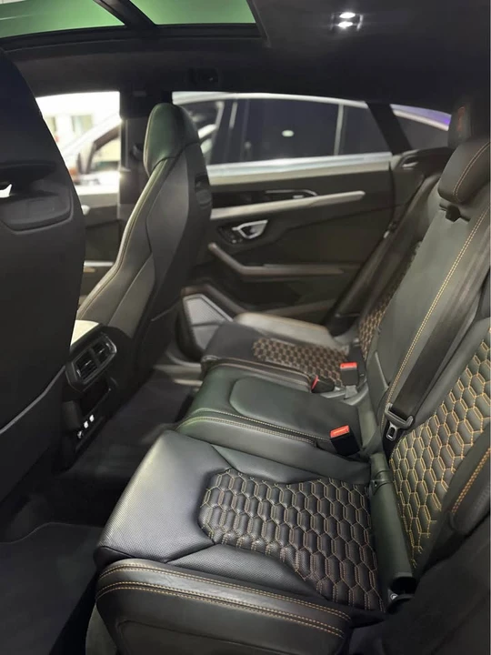 2021 Lamborghini Urus - Image 5 of 8