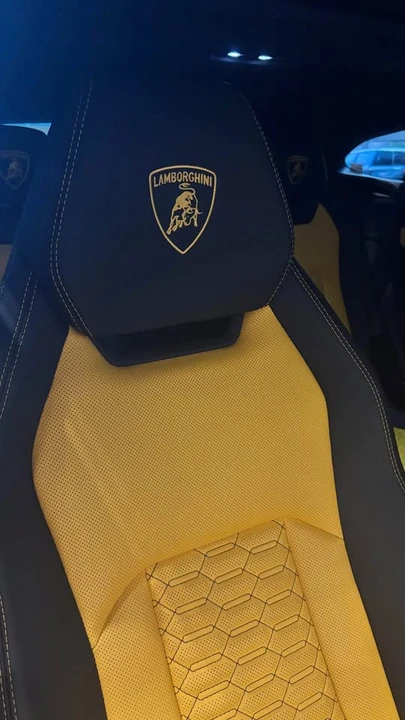 2021 Lamborghini Urus - Image 8 of 8