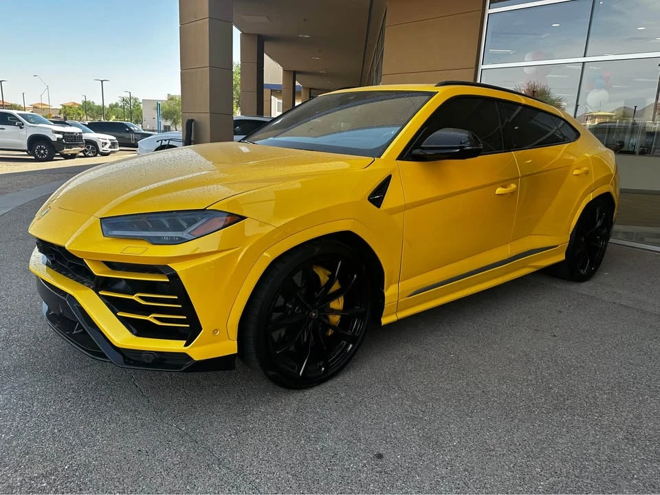 2021 Lamborghini Urus - Image 3 of 12