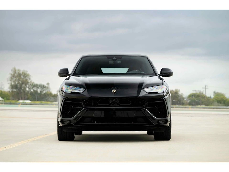 2021 Lamborghini Urus - Image 2 of 20