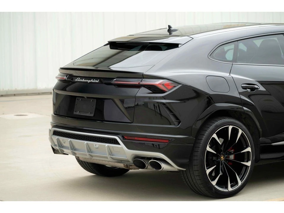 2021 Lamborghini Urus - Image 16 of 20