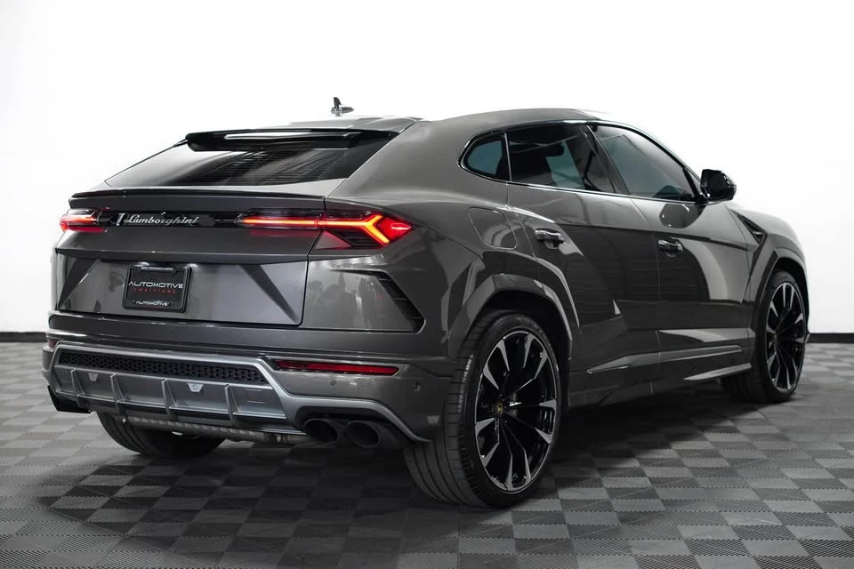2021 Lamborghini Urus - Image 7 of 18