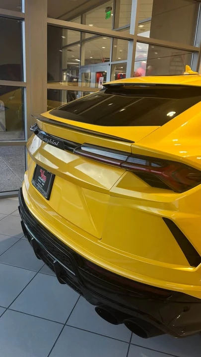 2021 Lamborghini Urus - Image 3 of 8
