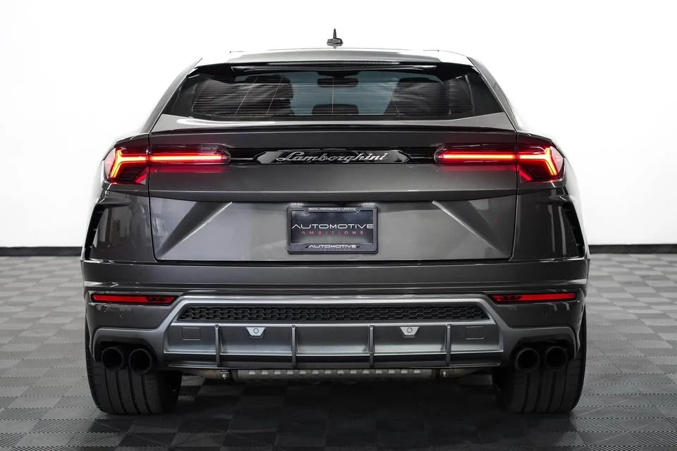 2021 Lamborghini Urus - Image 8 of 18