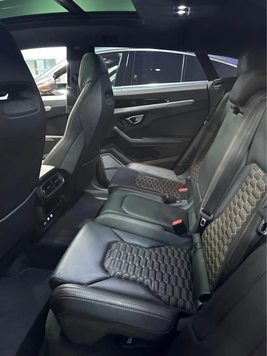 2021 Lamborghini Urus - Image 5 of 5