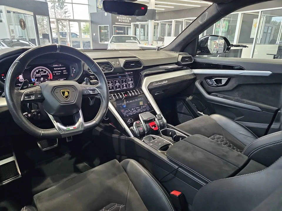 2021 Lamborghini Urus - Image 11 of 15