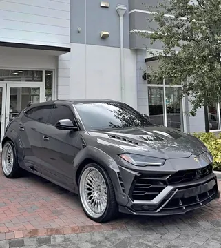 2021 Lamborghini Urus
