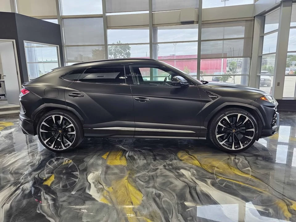 2021 Lamborghini Urus - Image 7 of 15