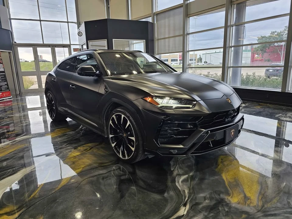 2021 Lamborghini Urus - Image 8 of 15