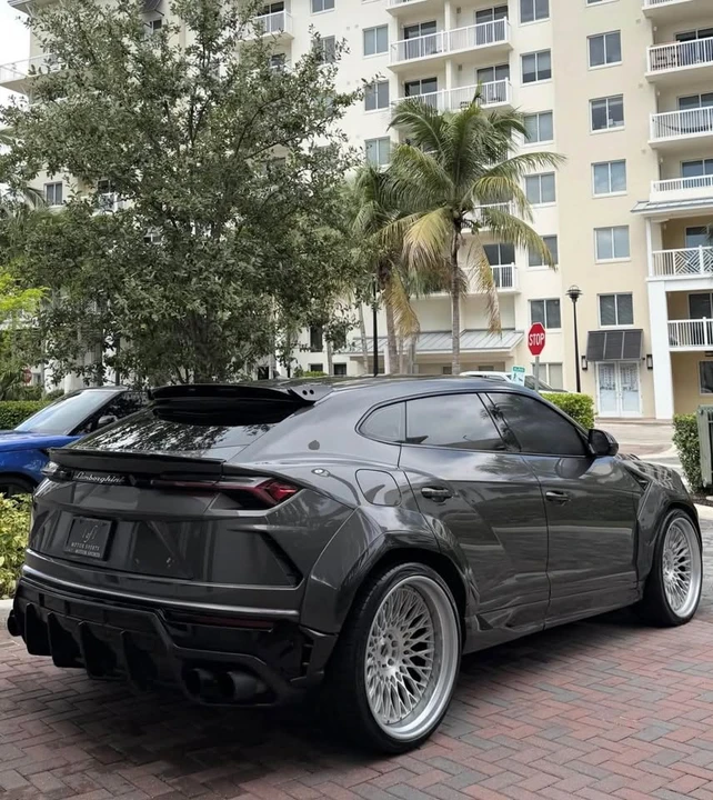 2021 Lamborghini Urus - Image 11 of 11