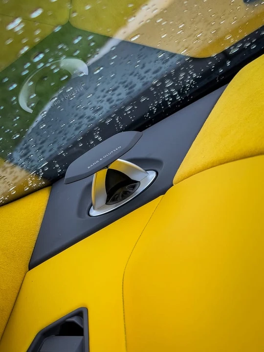 2021 Lamborghini Urus - Image 12 of 15