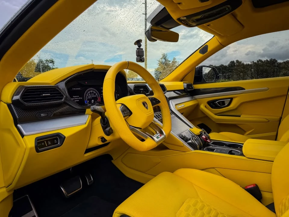 2021 Lamborghini Urus - Image 5 of 15