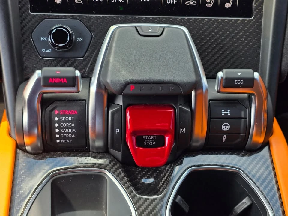 2021 Lamborghini Urus - Image 14 of 20