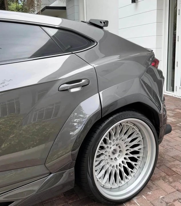 2021 Lamborghini Urus - Image 10 of 11