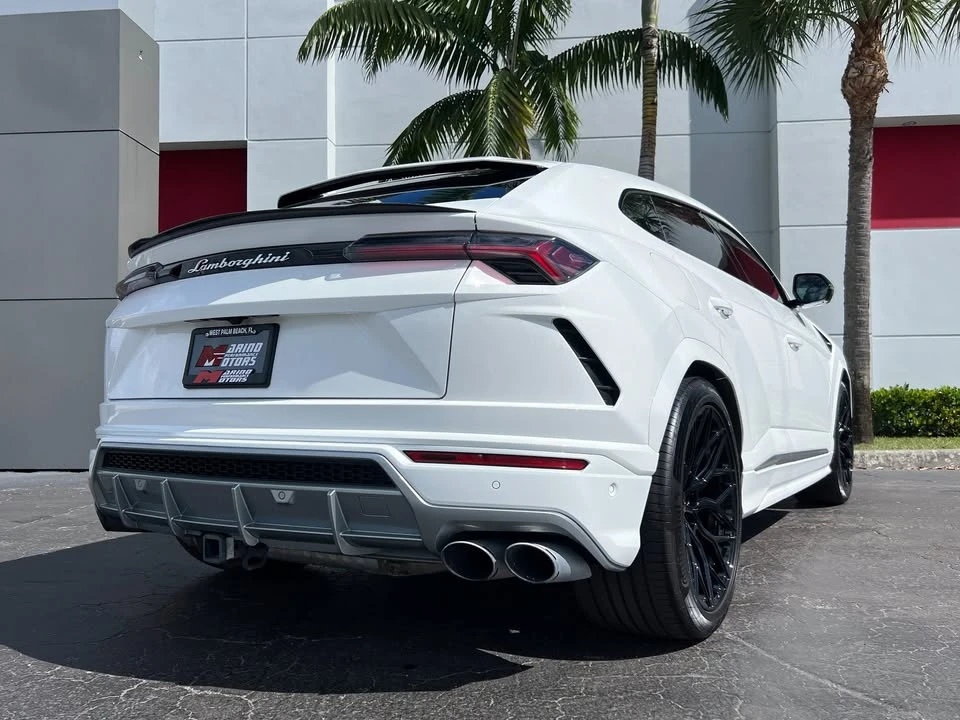 2021 Lamborghini Urus - Image 8 of 15