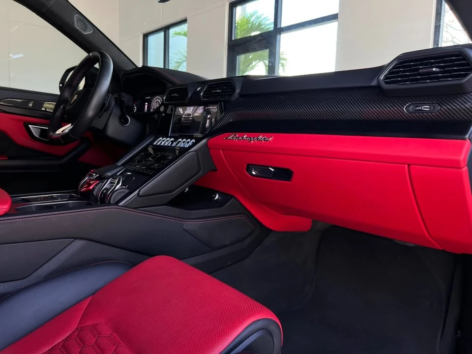 2021 Lamborghini Urus - Image 13 of 15