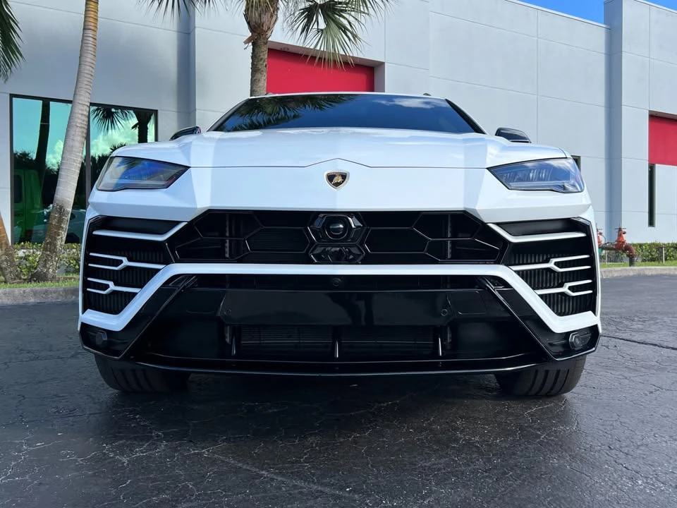 2021 Lamborghini Urus - Image 11 of 16