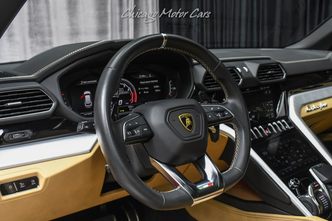 2021 Lamborghini Urus - Image 9 of 31