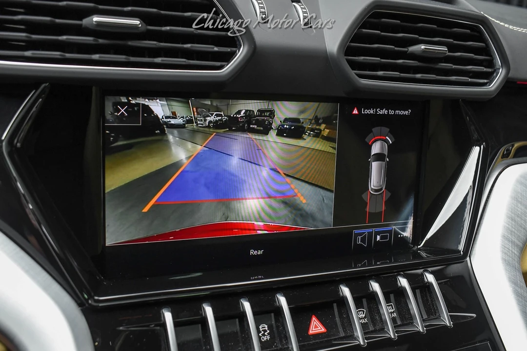 2021 Lamborghini Urus - Image 14 of 31