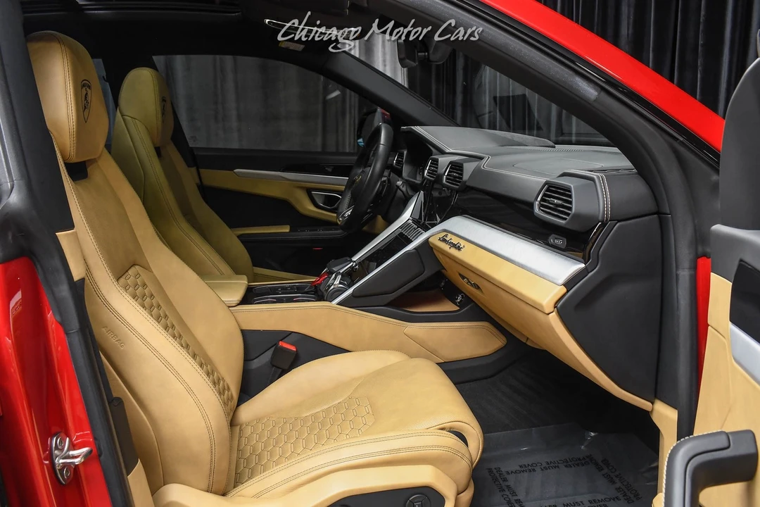 2021 Lamborghini Urus - Image 23 of 31