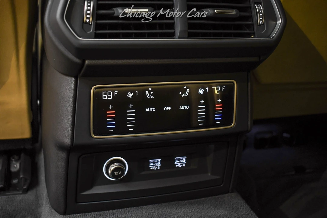 2021 Lamborghini Urus - Image 27 of 31