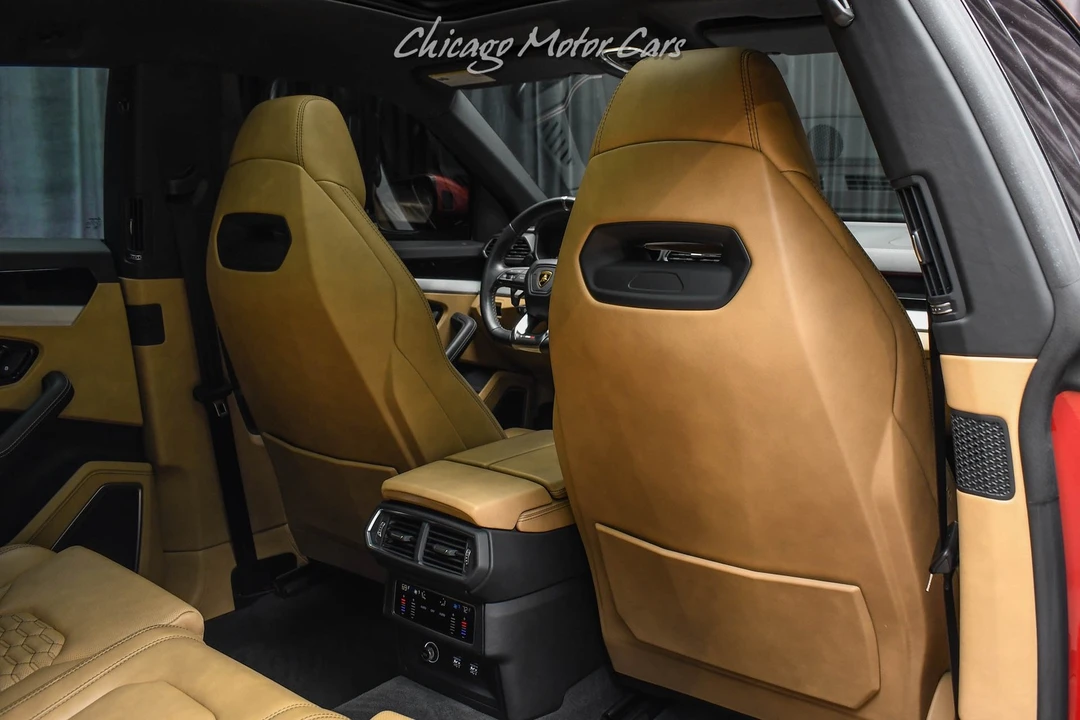 2021 Lamborghini Urus - Image 30 of 31