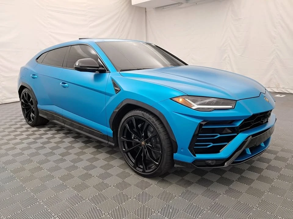 2021 Lamborghini Urus - Image 2 of 20