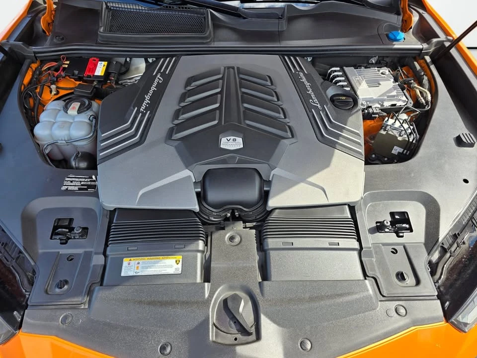 2021 Lamborghini Urus - Image 9 of 15