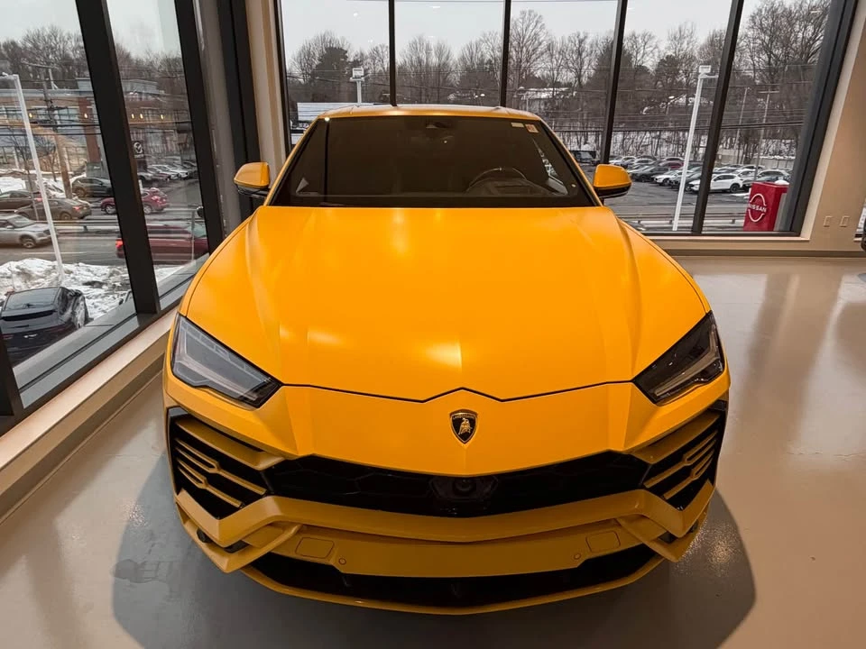 2021 Lamborghini Urus - Image 3 of 9