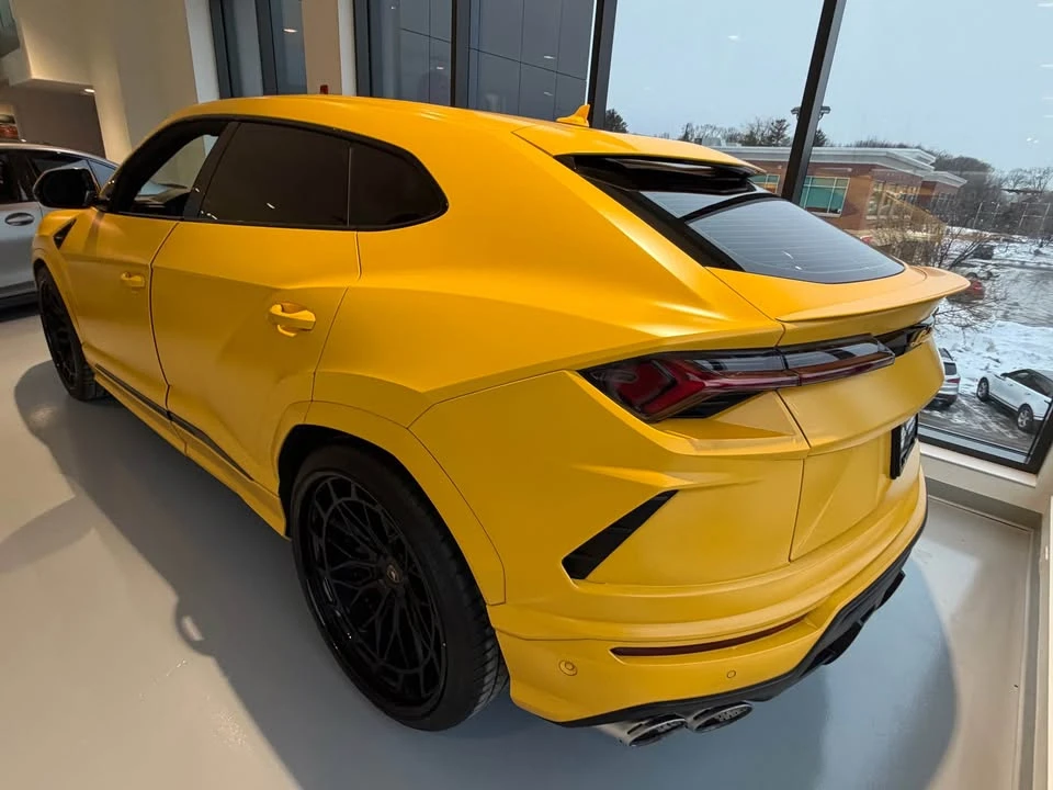 2021 Lamborghini Urus - Image 5 of 9