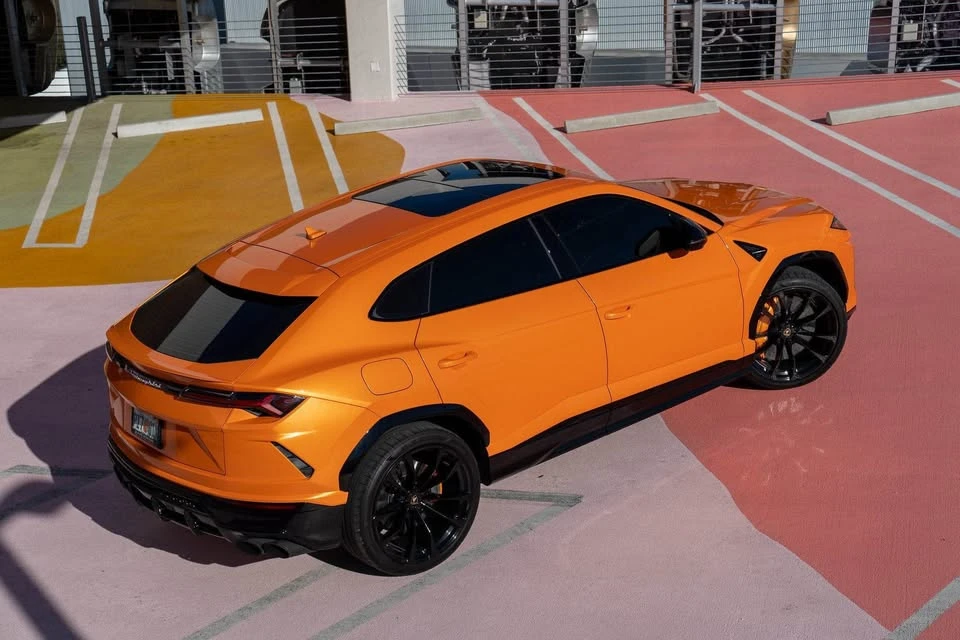 2021 Lamborghini Urus - Image 4 of 5