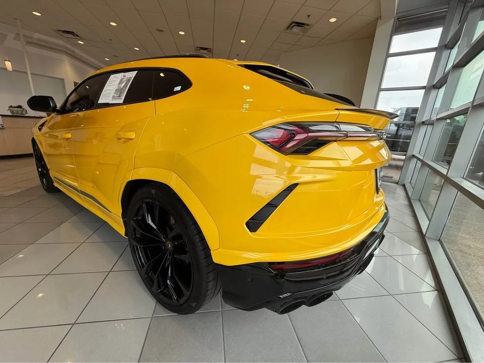 2021 Lamborghini Urus - Image 15 of 15