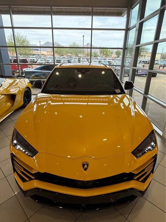 2021 Lamborghini Urus - Image 3 of 15