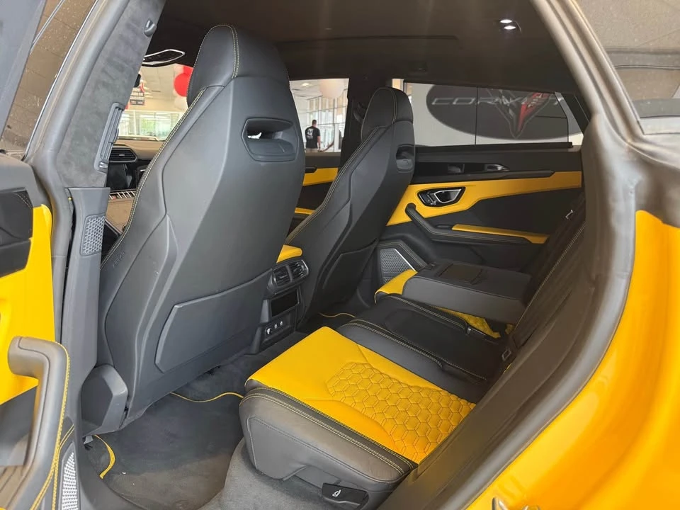 2021 Lamborghini Urus - Image 5 of 15