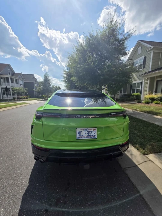 2021 Lamborghini Urus - Image 3 of 11