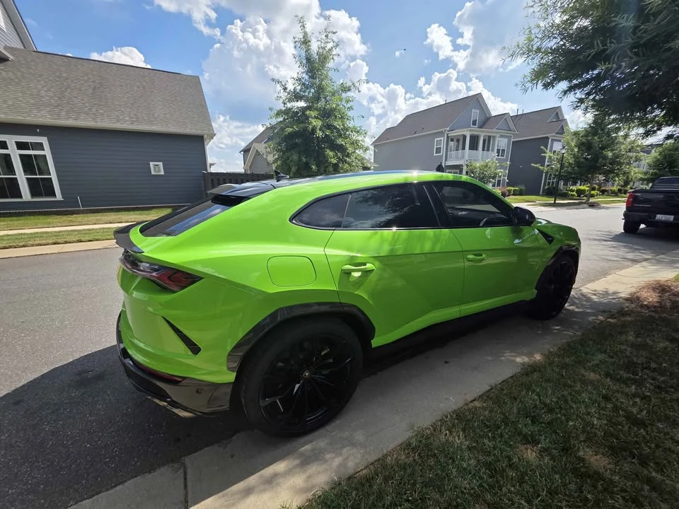 2021 Lamborghini Urus - Image 4 of 11